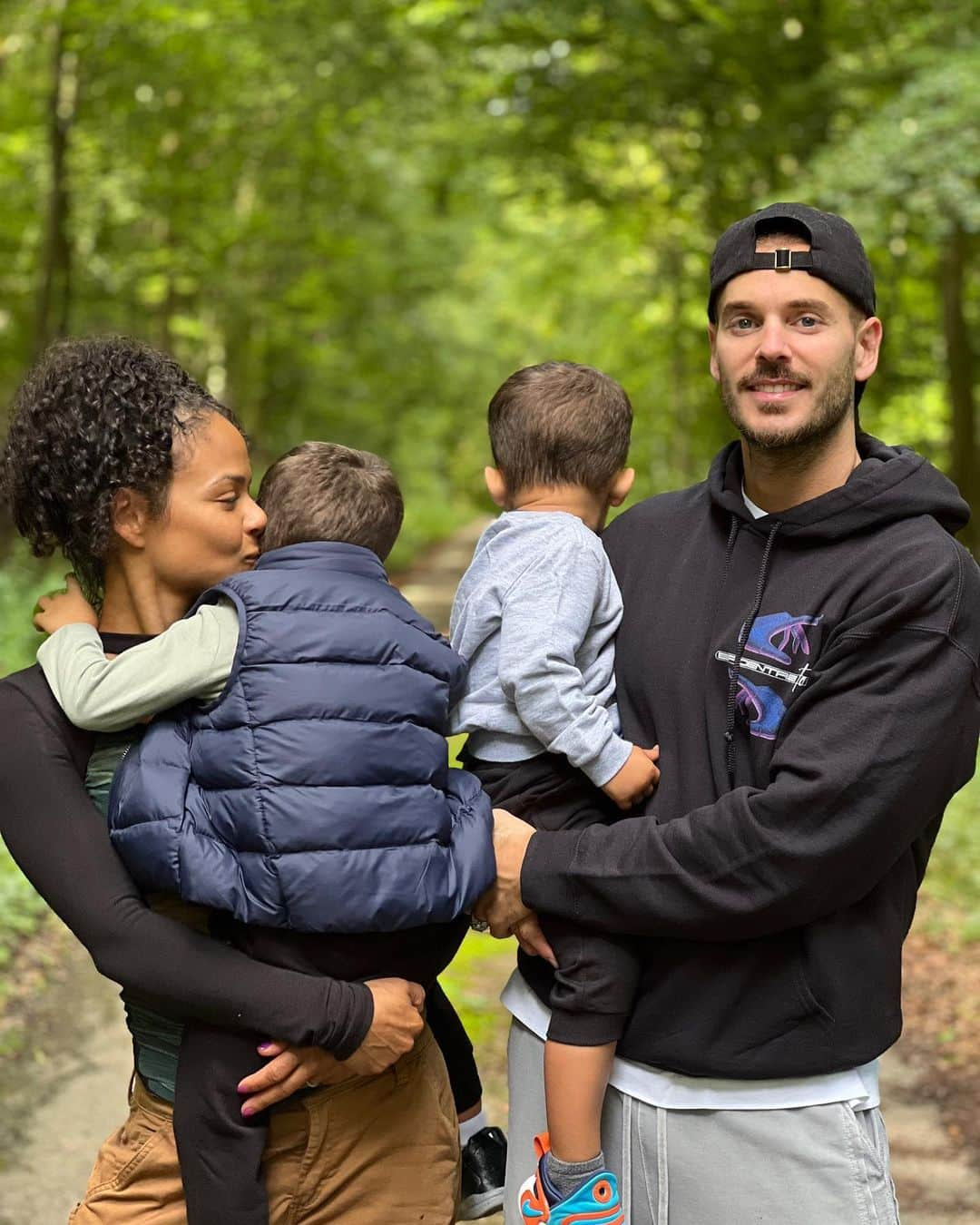 クリスティーナ・ミリアンのインスタグラム：「Nurturing our family roots in the tranquil landscape of Normandie 🌳✨ Couldn’t ask for a better start of the day.   #nature #nurture #familytime #normandie #loveliveshere #family #memoriesforlife #forestlovers」