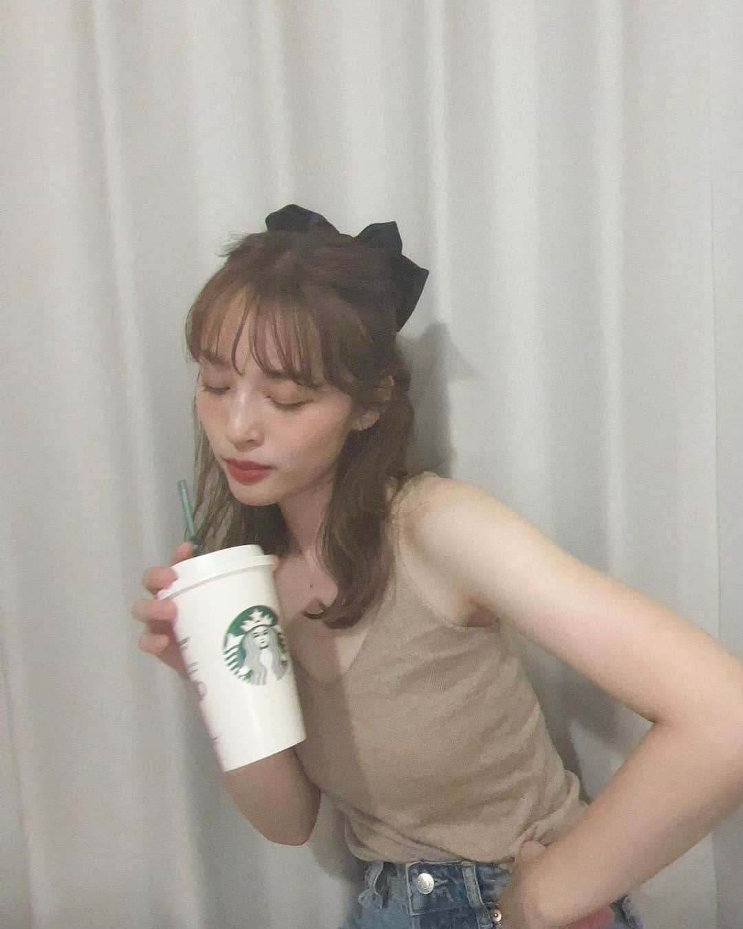 神部美咲のインスタグラム：「🎀🖤」