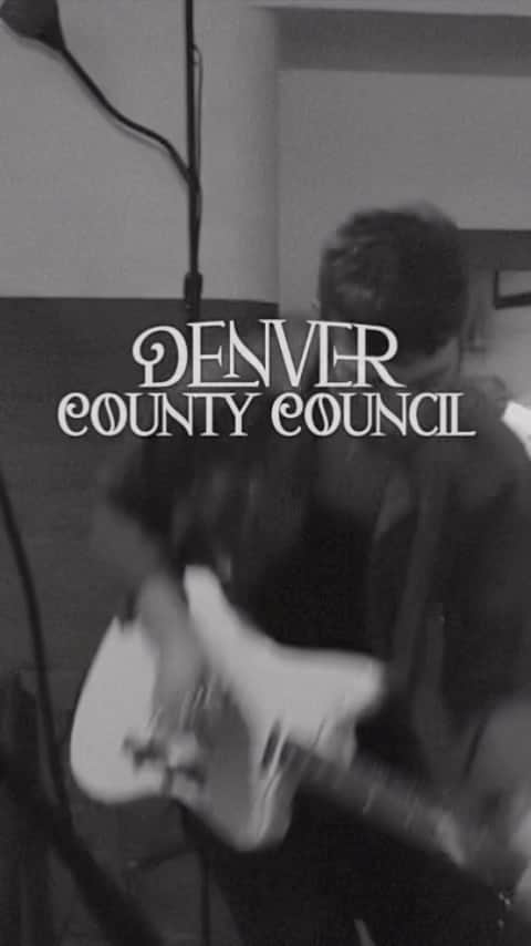 テイラー・ラシェのインスタグラム：「y'all, i am so proud! i had the opportunity to sit in on @denvercountycouncil session and get some content for these wonderful fellas.. and let me just say i'm blown away! im waiting for them to record every single song asap so i can play them on repeat, hava listen! oh and if you'll be in manchester end of next month, go check 'em out ♥」