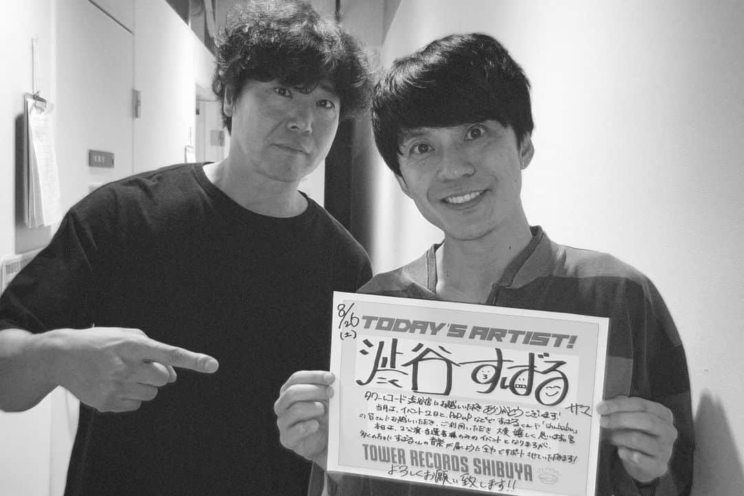 渋谷すばる（公式）さんのインスタグラム写真 - (渋谷すばる（公式）Instagram)「ミニアルバム『ALPACA 5』購入者特典インストアLIVE  at.tower records渋谷店  短い時間でしたが、濃密な時間だったと思っております。  来てくれた皆様、残念ながら来れなかった皆様、ありがとうございました！  タワレコ渋谷店様、今回沢山渋谷すばるを盛り上げて頂きありがとうございます！  そして、全国のタワレコの皆様、ポスターとかいっぱい貼って頂きありがとうございます！  すば基地、もう少し続きますので、一人でも多くの方に楽しんで頂けると嬉しいです！  皆様、タワレコを僕と一緒に盛り上げていって欲しいです！！  そして、ギター　塚本史朗さん！ @shiro_tsukamoto 史朗兄さん、いつもありがとうございます！！」8月26日 21時40分 - subaru.shibutani.official