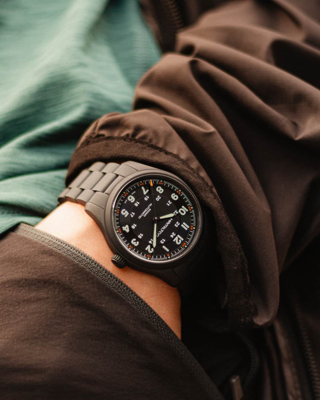 Hamilton Watchのインスタグラム：「Designed to meet the needs of all adventurers. Crafted from titanium, the Khaki Field Titanium Auto is ready to withstand the harshest environments, allowing explorers to focus on the thrill of their boldest adventures.  #hamiltonwatch #adventure #newtimepiece (Ref. H70215130)」