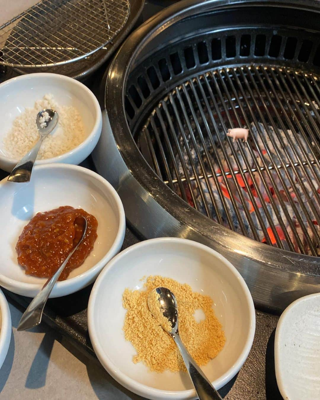 renさんのインスタグラム写真 - (renInstagram)「・ ・  夜中焼肉🕛🤤🩷  初生だこ🐙🍺  ・ ・」8月26日 22時24分 - _reeen_