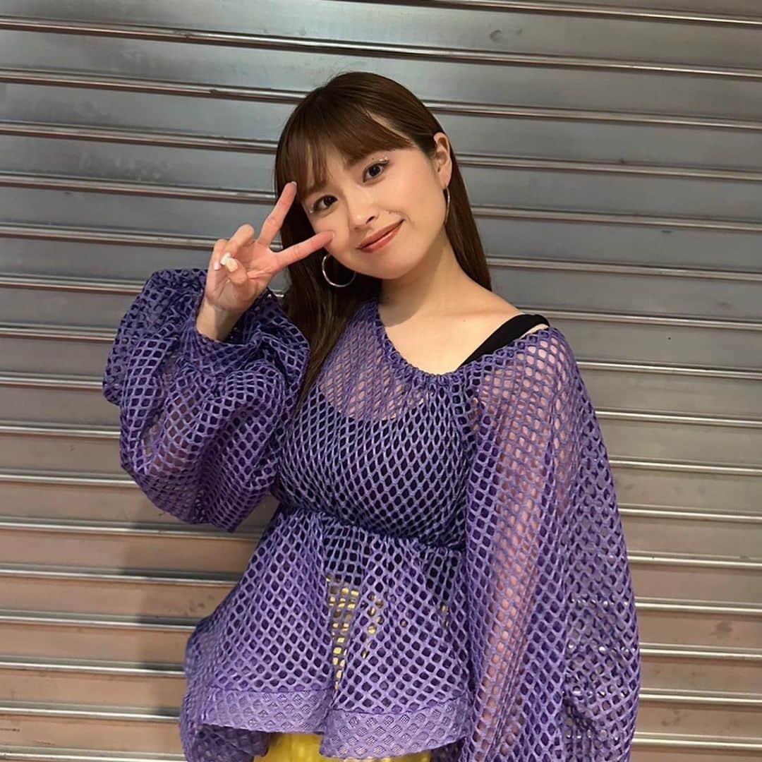 脇田もなりのインスタグラム：「東京歌謡曲ナイト2023💃 ありがとうございました✨🌈 今年もよんでいただけて 本当に嬉しいです😭。 ゆけむりさんありがとうございます♨️  なちゅさんのDJは本当 愛感じる流れ💃🌈 フライディチャイナタウン 歌いました🌕 本当に最高のパーティーです！！！😭 ありがとうございました🔥  沢山の皆さんとお写真📸🤍  #東京 #歌謡曲 #ナイト #jpop #最高」