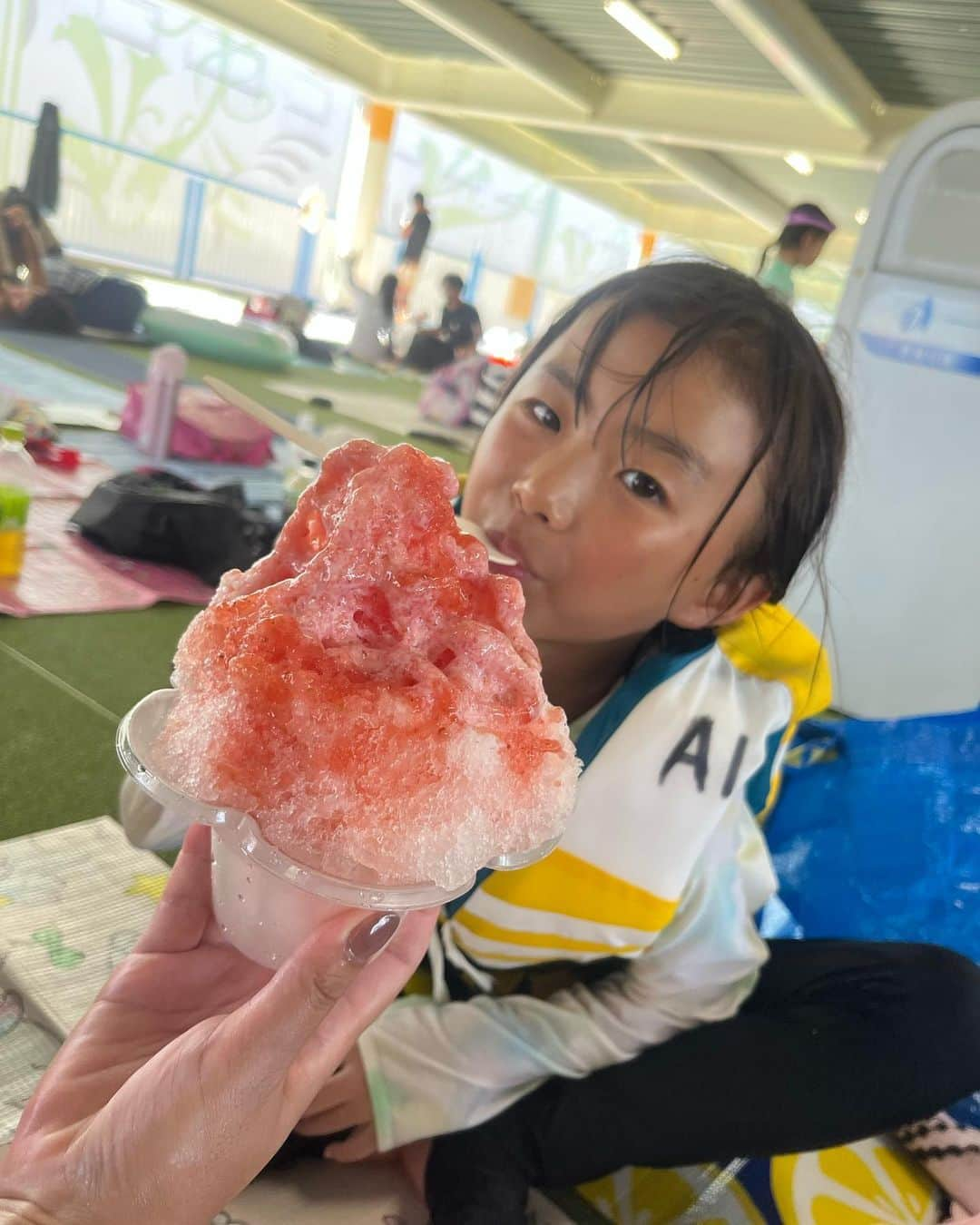 大西宏明さんのインスタグラム写真 - (大西宏明Instagram)「2023.8/25☀️  夏休み❗️ 最後の〆は！！！！！  子供達の強い要望の元 #ナガシマジャンボ海水プール ⛱️  きっちり７時間遊び倒しました🏝️ （＾∇＾）  こうやって子供達と全力で楽しめるのも後 数年なんやろうなぁ💦 なんて想いながら帰りの🚗睡魔と戦いましたwww  #家族の時間  #夏休み #子供のいる暮らし  #ナガシマスパーランド  #プール遊び  #全力遊び #家族でお出掛け  #夏が終わる  #野球好きな人と繋がりたい  #smile #ほなっ！！」8月26日 22時54分 - ohnishi_hiroaki_0428