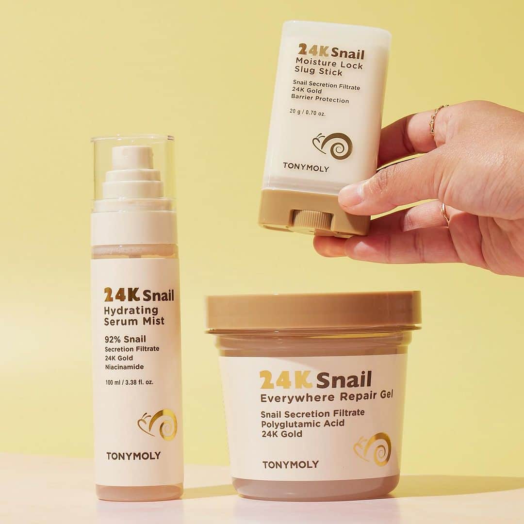 TONYMOLY USA Officialのインスタグラム：「Have you tried our new 24k Snail collection yet? 🐌✨💕 Why is snail mucin so good for your skin?  🐌 Snail mucin is a natural humectant, which means it attracts and retains moisture in the skin which helps maintain skin's elasticity and overall hydration! 🐌 Peptide-rich snail mucin promote healing, reducing the appearance of scars and blemishes. 🐌High in antioxidants, snail mucin help stimulate collagen, giving you a more youthful complexion! #xoxoTM #TONYMOLYnMe #24ksnailmagic」