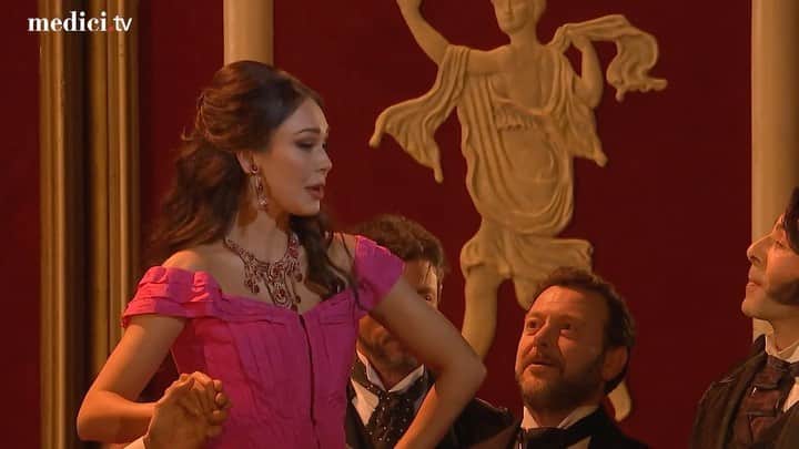 アイーダ・ガリフッリーナのインスタグラム：「Which scene from ‘La Traviata’ do you like the most ♥️🥂?  If you’d like me to post “È strano! - Sempre libera” next - leave “YES” below 👇🏼🥰   #LaTraviata #traviata #montecarlo #monaco #opera #dress #passion #love #singer @medici.tv @tenorjaviercamarena」