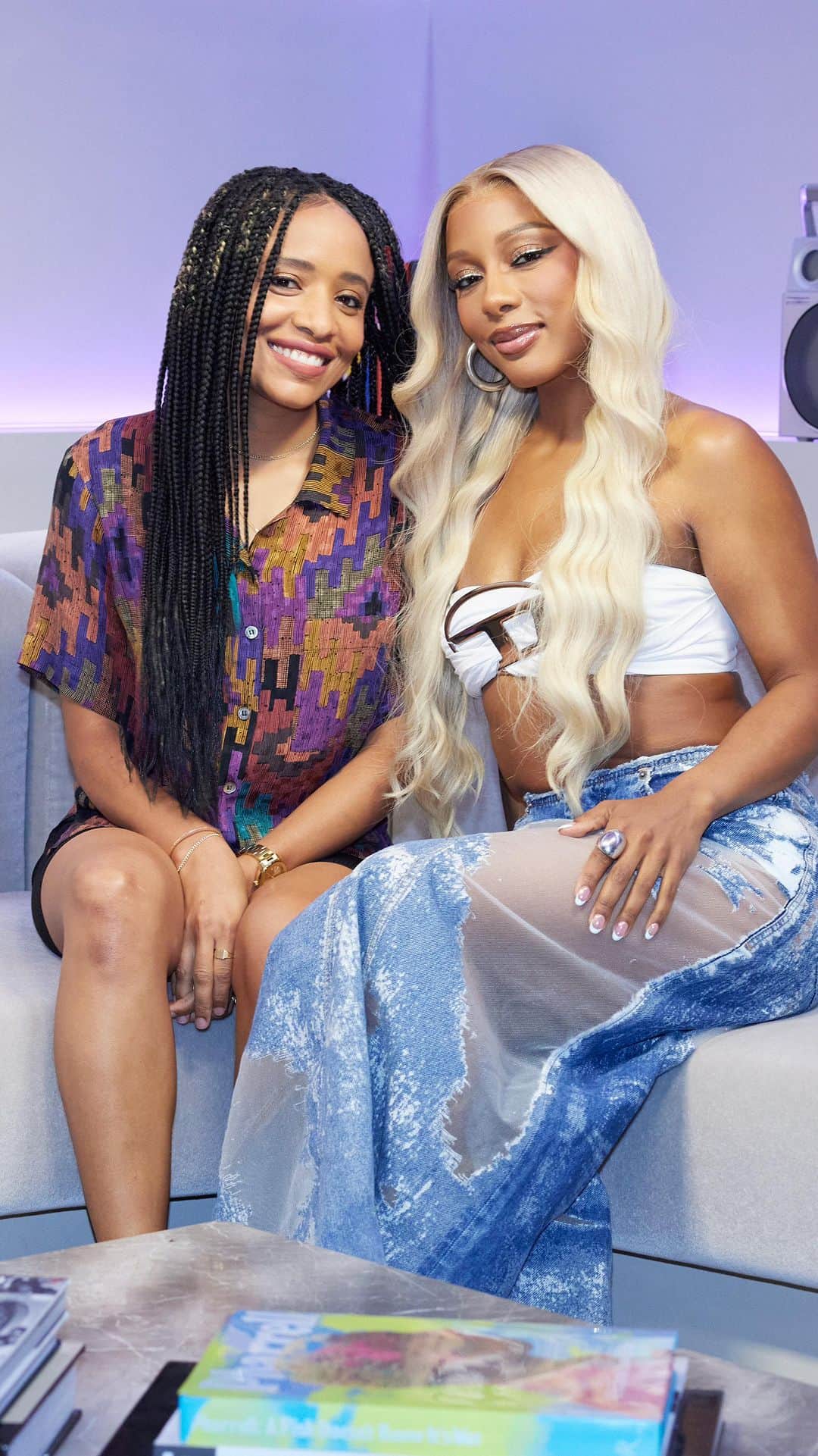 Apple Musicのインスタグラム：「All eyes on @victoriamonet! To celebrate the release of her new album #JAGUARII, she chats with @neweryork on #RnBNow about her evolution from behind the scenes into the spotlight, the impact of motherhood on her music, and musical influences.」