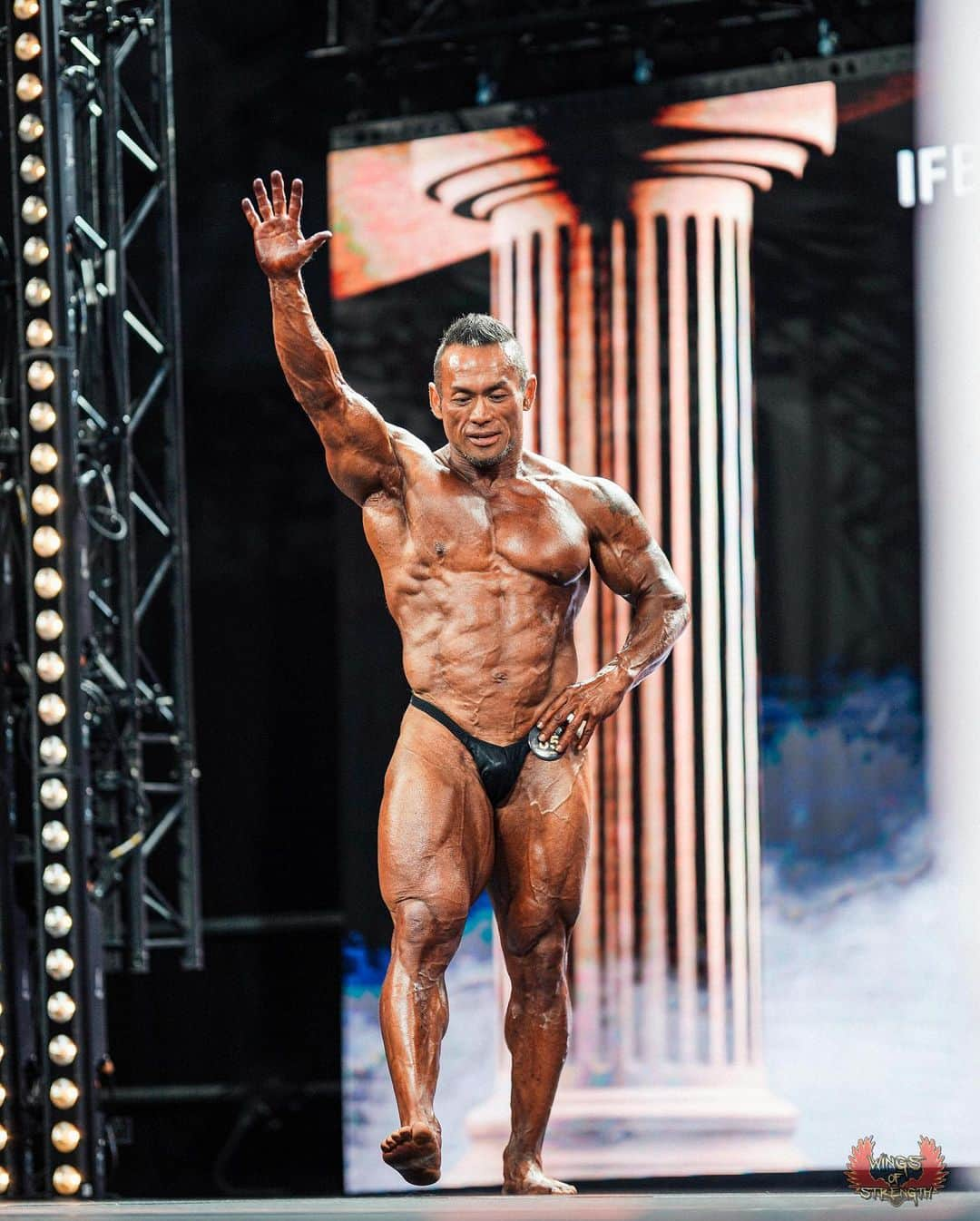 Hidetada Yamagishiさんのインスタグラム写真 - (Hidetada YamagishiInstagram)「Your 2023 @mastersolympiaofficial 212lbs Champion! 🏆 @hideyamagishi」8月27日 1時30分 - hideyamagishi