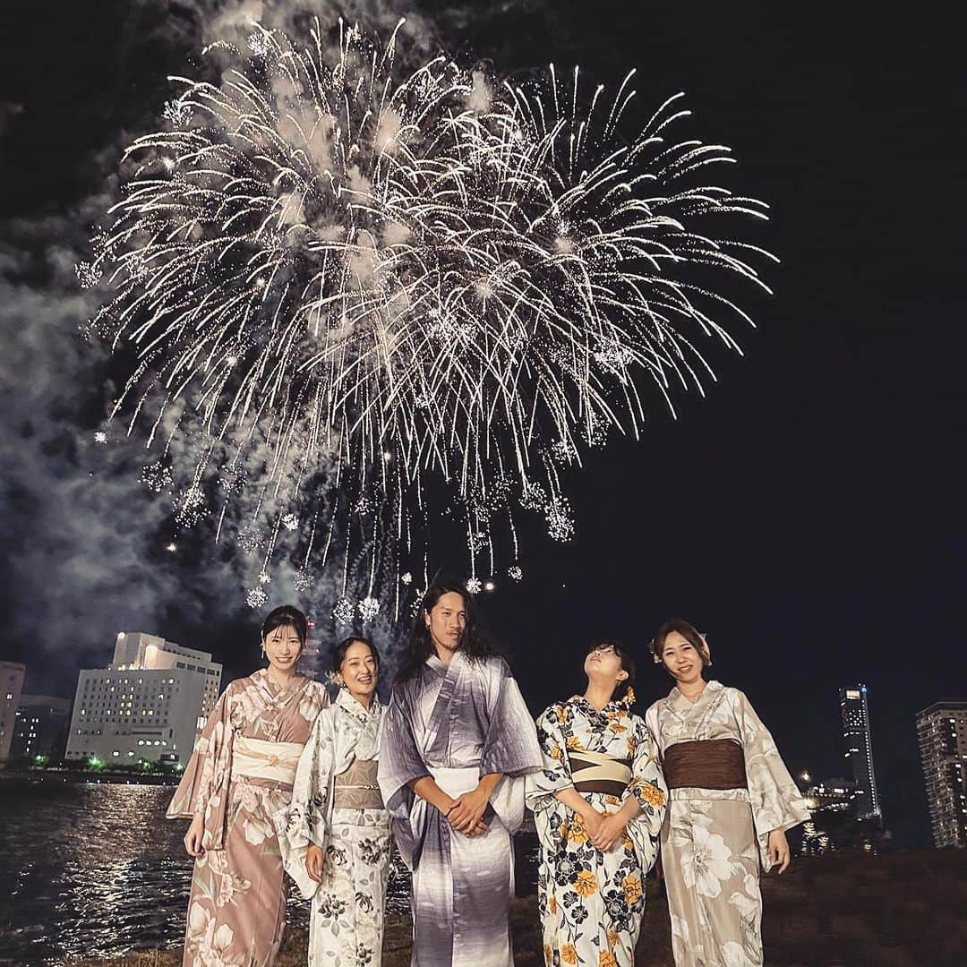 清水彩子さんのインスタグラム写真 - (清水彩子Instagram)「会社の納涼会🎐 楽しい時間でした🌟  #夏の思い出 #浴衣 #納涼会 #浴衣着るならシュガー #ミズベリング #peacebank」8月27日 1時39分 - ayakosugar