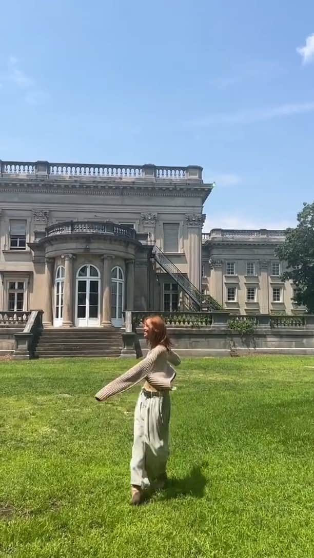 freepeopleのインスタグラム：「When the location looks like it's from a movie > Link in bio to shop our Natural Wonder collection.」