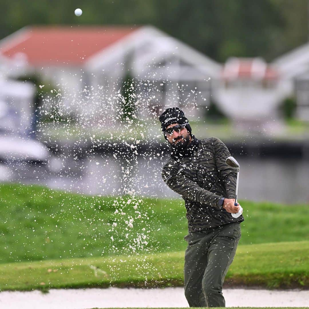 フランチェスコ・ラポルタさんのインスタグラム写真 - (フランチェスコ・ラポルタInstagram)「Summer in Sweden 🇸🇪 🏝️ —— #hydrogen #allianzitalia #titleist #footjoy #borgoegnazia #sandomenicogolf #tribesstore #sweden #challengetour」8月27日 2時27分 - francesco__laporta