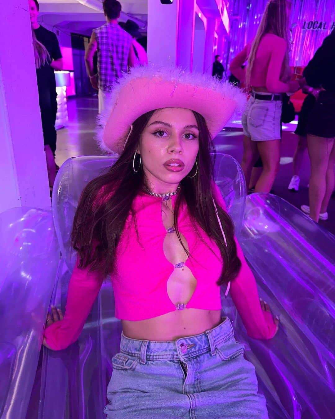 LOCAL HEROESのインスタグラム：「It's never too much sporty rodeo🤠🎀🦄/」