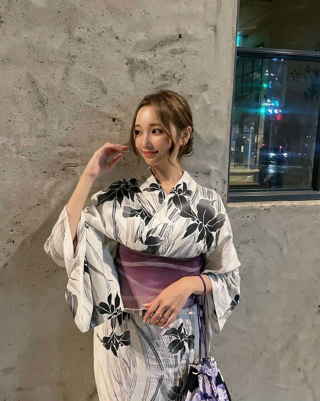 Rinaのインスタグラム：「きっと今年最後の浴衣🍃」