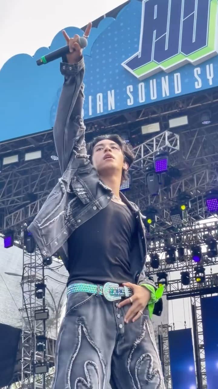 PSYCHIC FEVERさんのインスタグラム動画 - (PSYCHIC FEVERInstagram)「Indonesia, MANTAP ...