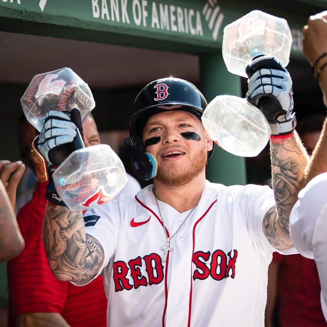 ボストン・レッドソックスさんのインスタグラム写真 - (ボストン・レッドソックスInstagram)「One pitch is all it takes!」8月27日 6時03分 - redsox