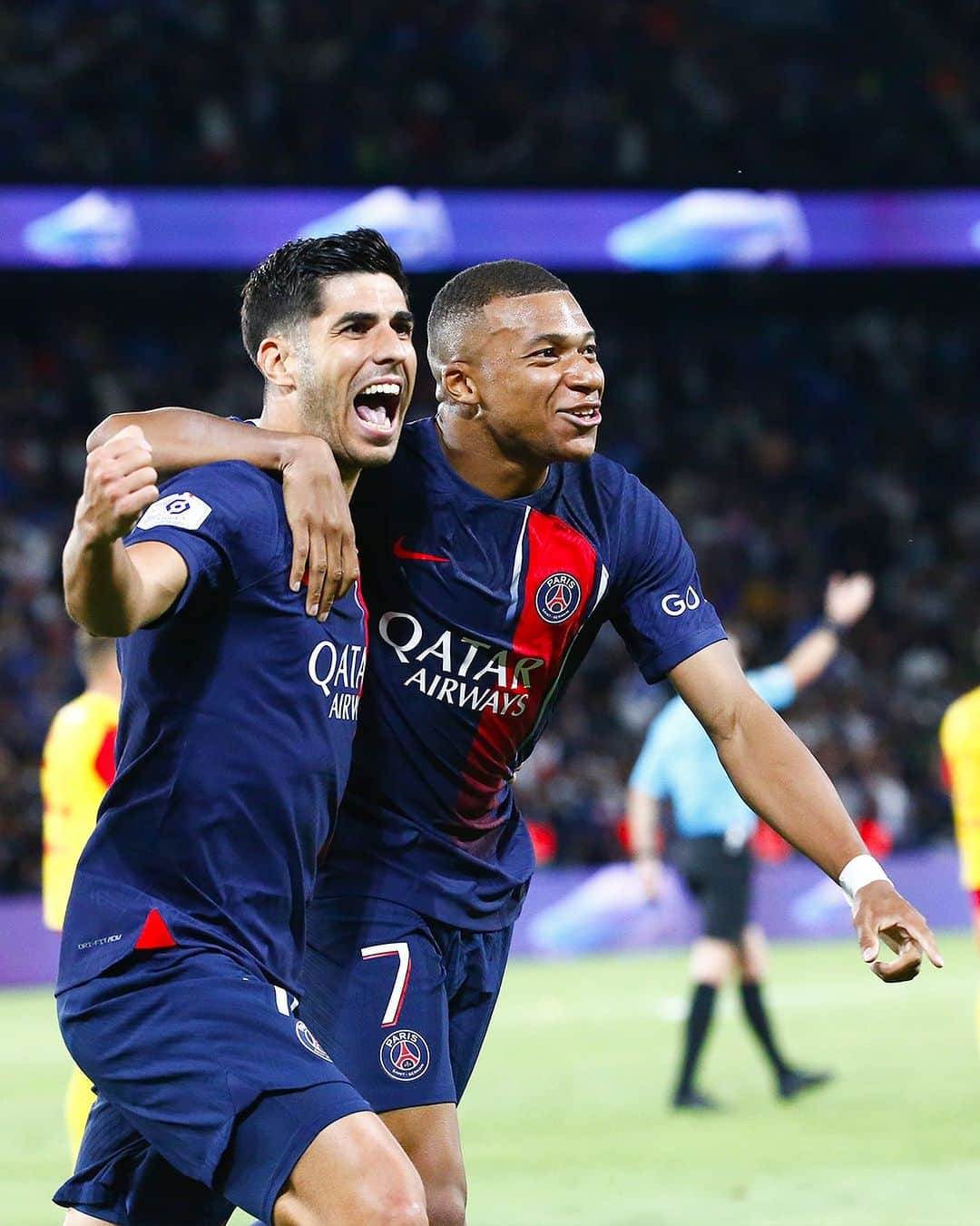 パリ・サンジェルマンFCさんのインスタグラム写真 - (パリ・サンジェルマンFCInstagram)「Evening’s scorers! ⚽️⚽️⚽️ Les buteurs du soir ! ⚽️⚽️⚽️  #PSGRCL #Ligue1」8月27日 7時01分 - psg