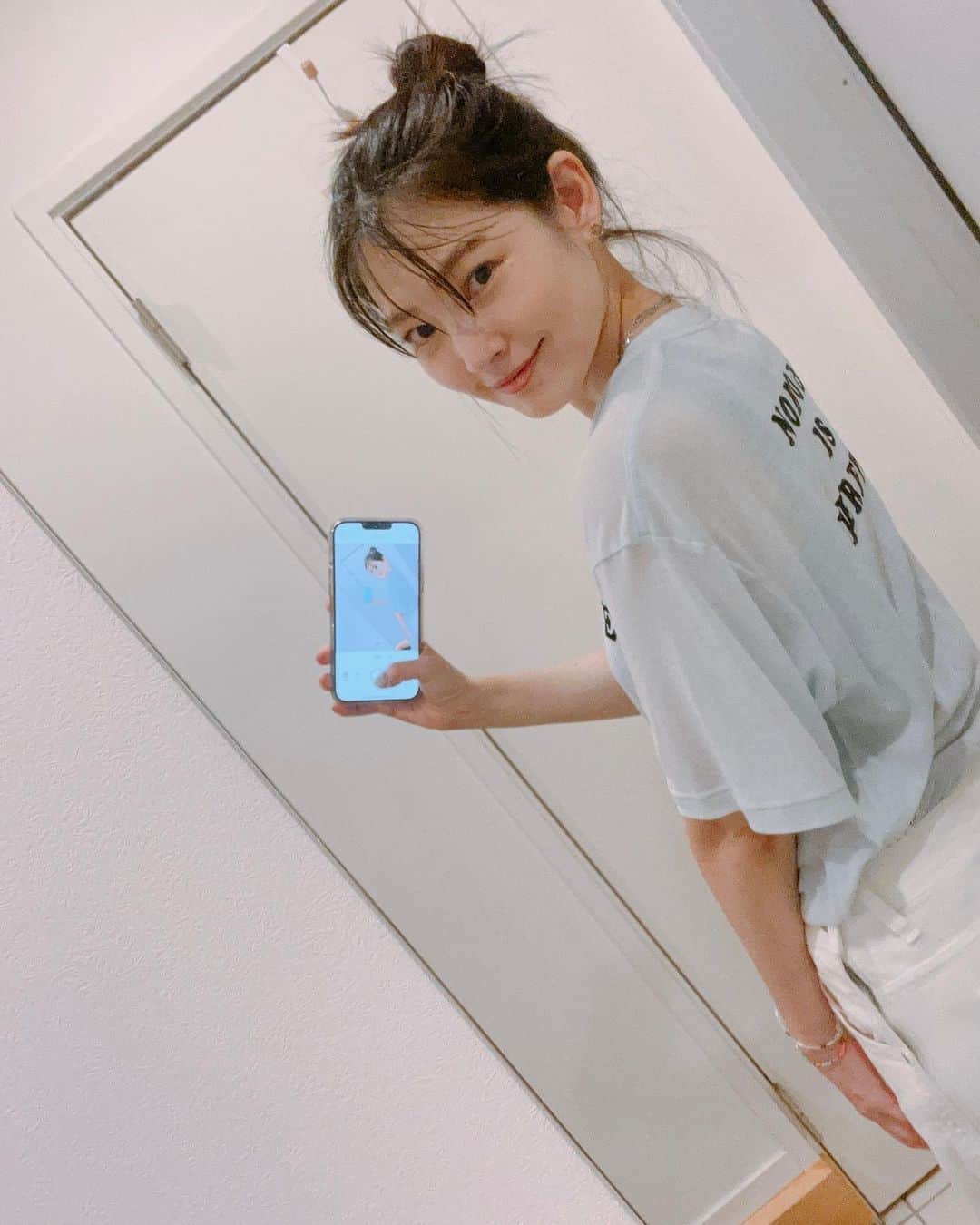 森貴美子のインスタグラム：「Tシャツ〜🩵🤍」