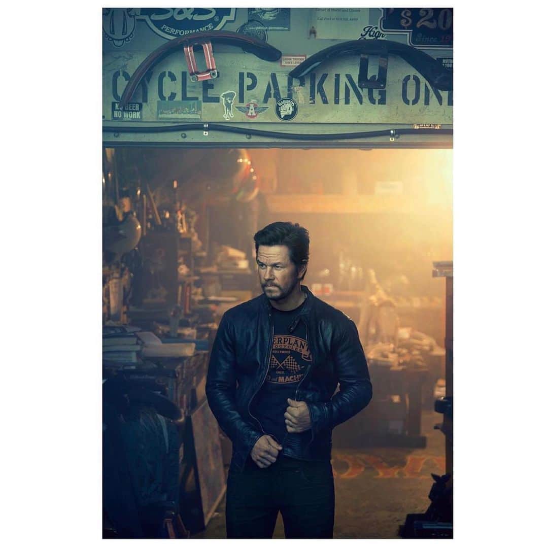 のインスタグラム：「Mark Wahlberg」