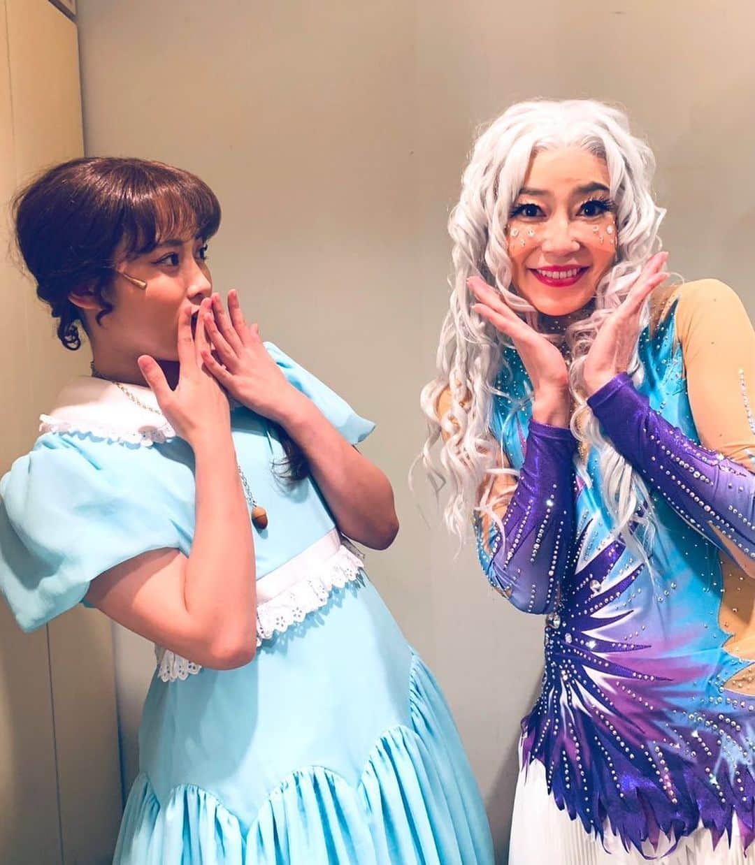須藤理彩のインスタグラム：「ピーターパン2023  ウェンディと人魚🧜‍♀️❤︎❤︎❤︎ ネバーランドで、めっかっちゃったぁ〜🤣🤣🤣」
