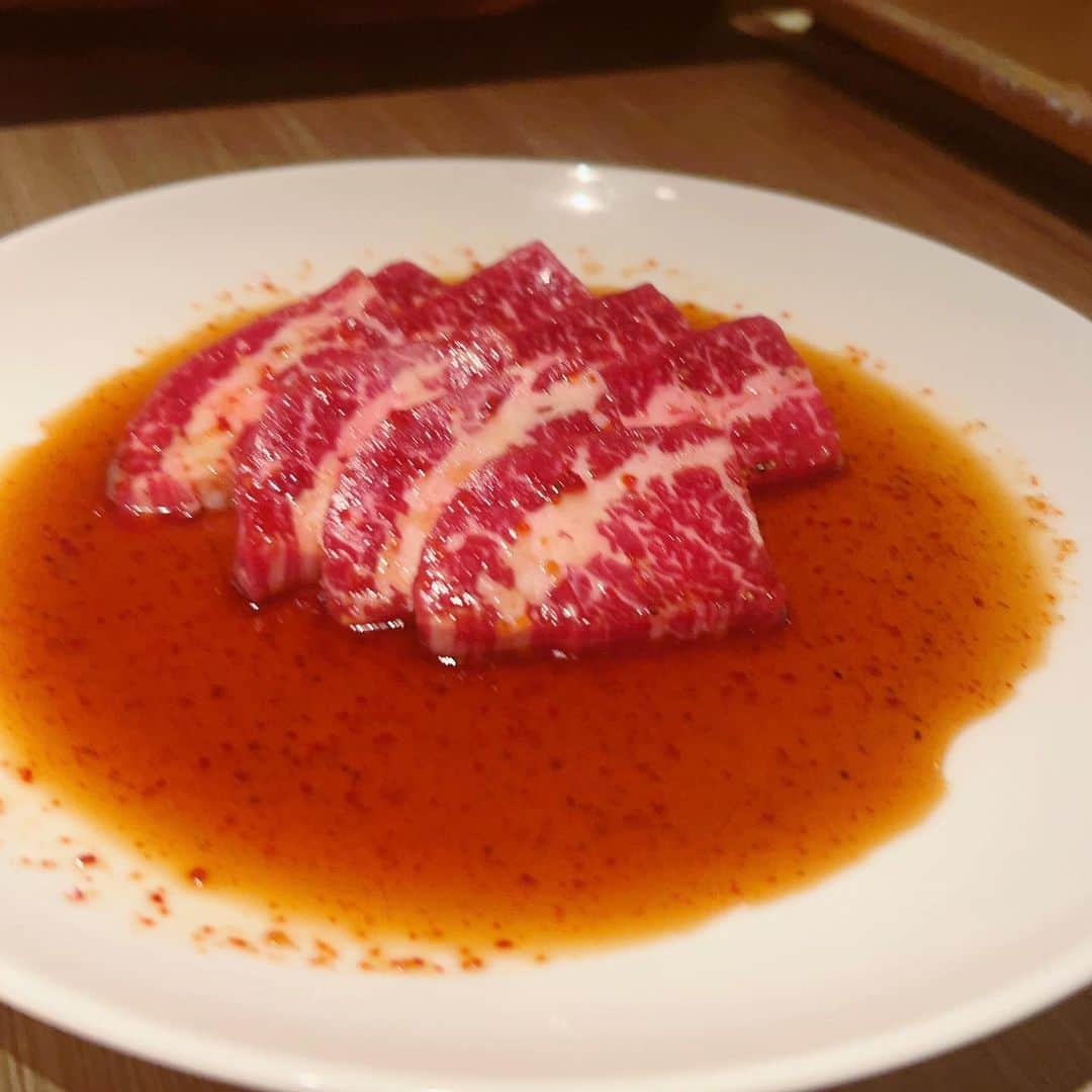 葉月里緒奈さんのインスタグラム写真 - (葉月里緒奈Instagram)「お肉あれこれ食べ比べ。 #焼肉#焼肉天壇#焼肉天壇銀座店 #rionahazuki」8月27日 9時34分 - riona_hazuki