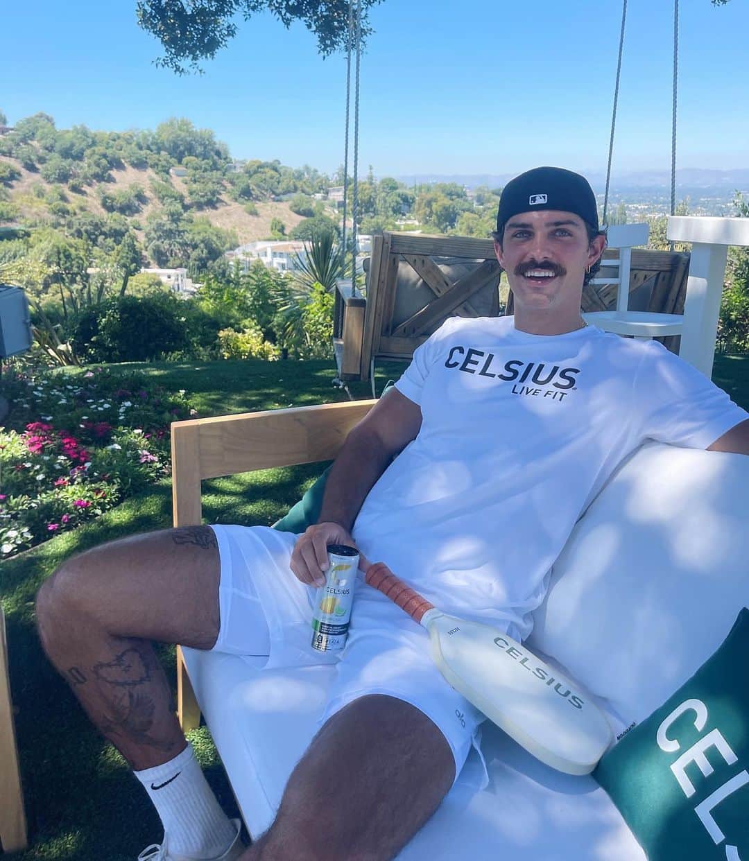 Steven Kellyのインスタグラム：「pickleball is my new hobby thanks to @celsiusofficial - awesome event!! #CELSIUSBrandPartner #CELSIUSLiveFit」