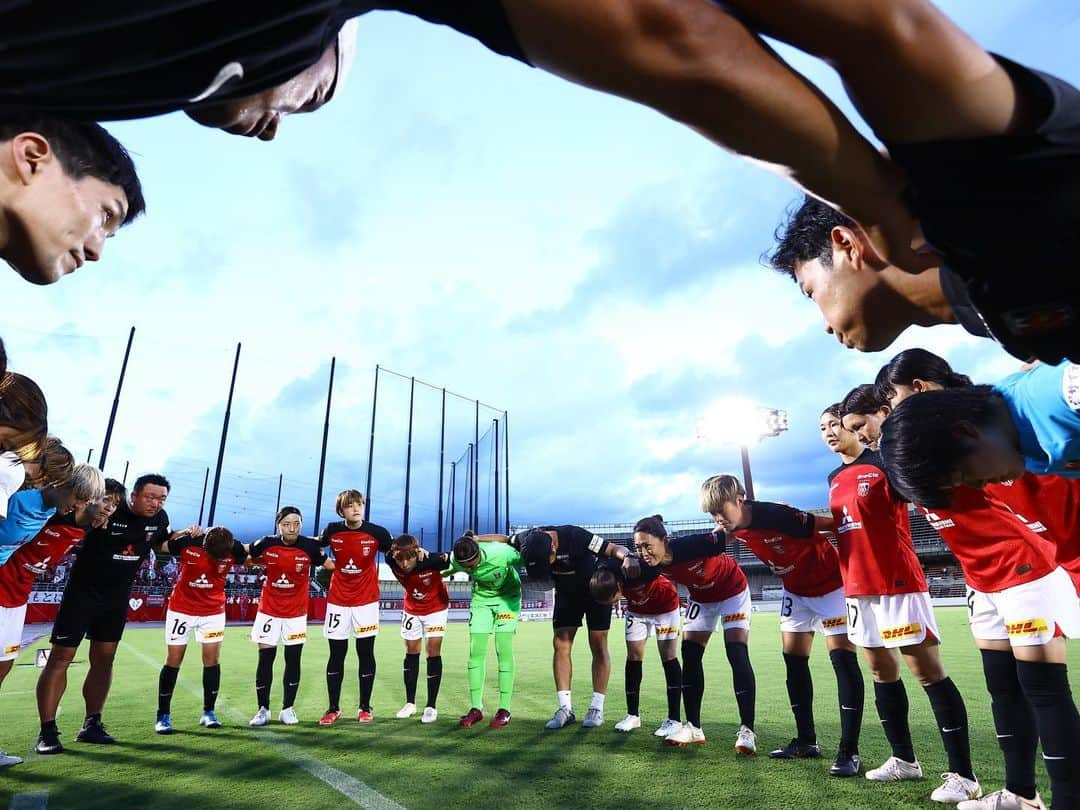 菅澤優衣香さんのインスタグラム写真 - (菅澤優衣香Instagram)「WEリーグカップ開幕戦⚽️ ・ ・ 沢山の応援ありがとうございました！ 今シーズン、個人的にも結果を残せるよう楽しみつつ怪我に気をつけながら頑張っていきますので、引き続き浦和レッズレディース、菅澤の応援よろしくお願い致します✊🏻⚽️ ・ ・  #三菱重工浦和レッズレディース  #浦和レッズ  #urawareds   #WEリーグ  #soccer  #soccerplayer   #9  投稿増やします🙇🏼‍♂️笑  @urawaredsladies」8月27日 9時49分 - yuippppp_9