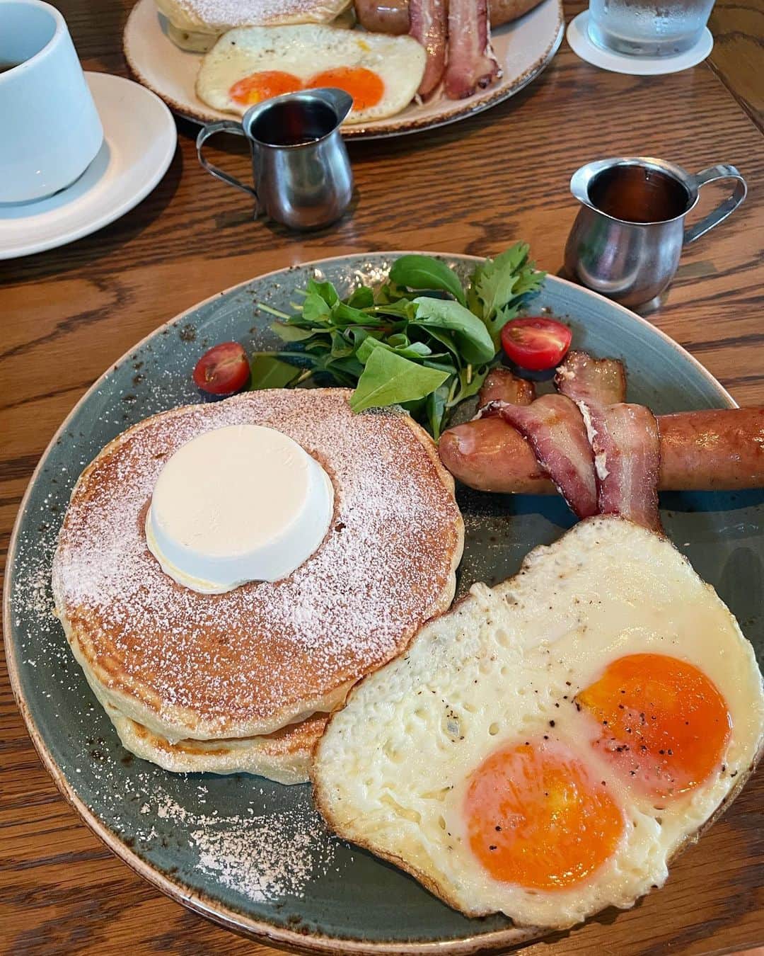 長江愛美のインスタグラム：「🥞🍯🤍  #goodmorning」