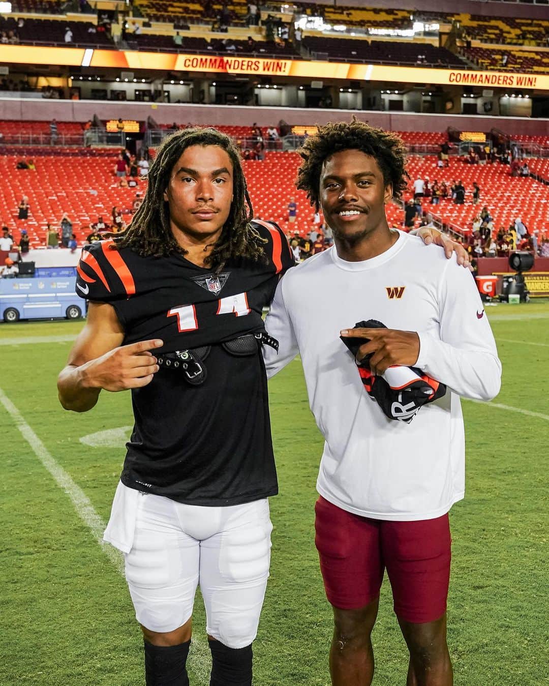 ワシントン・レッドスキンズさんのインスタグラム写真 (ワシントン・レッドスキンズInstagram)「all love 🫶」8月27日