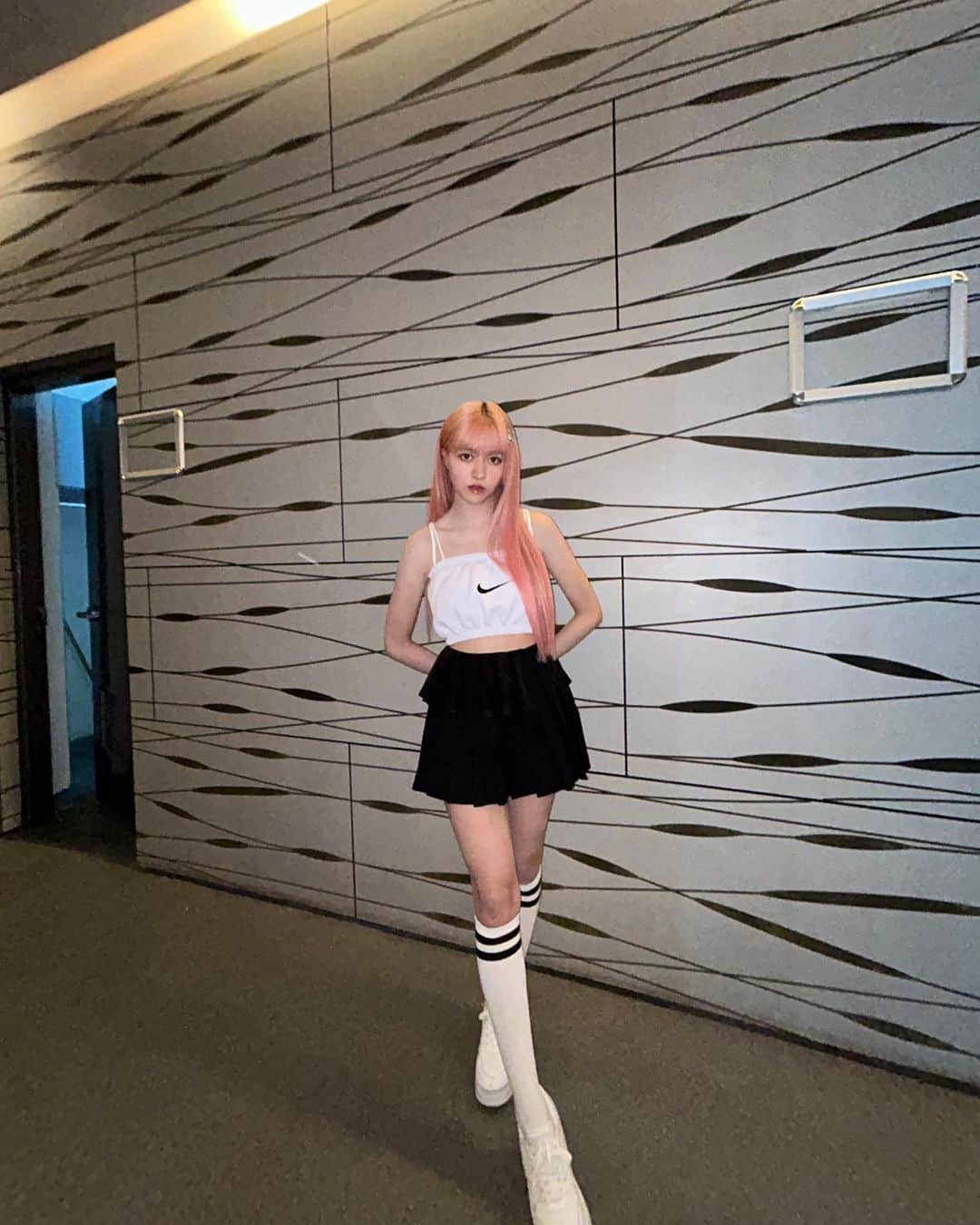 NMIXXさんのインスタグラム写真 - (NMIXXInstagram)「0.5 🇲🇽 Muchas gracias, México. #NMIXX #엔믹스 #LILY #릴리」8月27日 11時24分 - nmixx_official