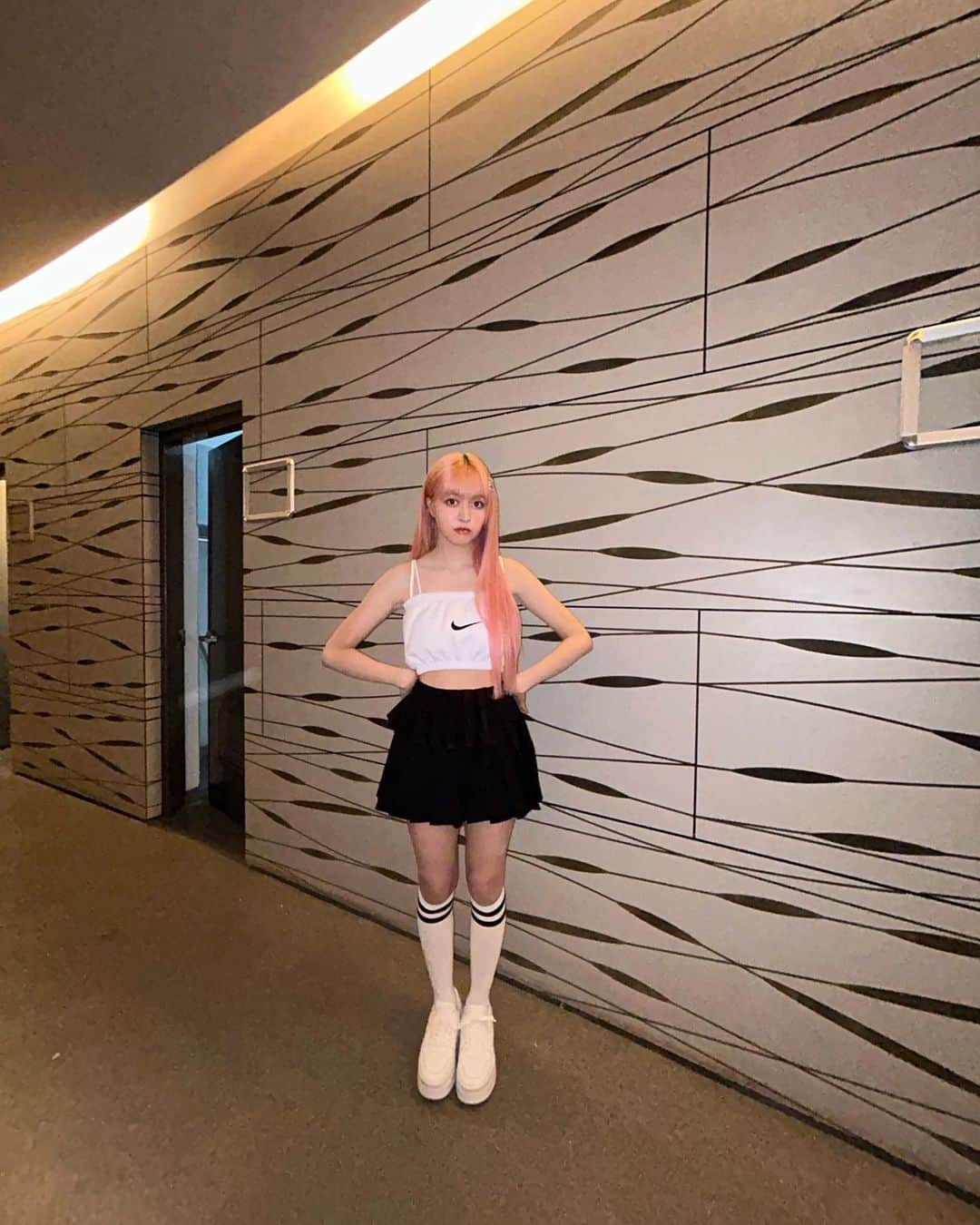 NMIXXさんのインスタグラム写真 - (NMIXXInstagram)「0.5 🇲🇽 Muchas gracias, México. #NMIXX #엔믹스 #LILY #릴리」8月27日 11時24分 - nmixx_official