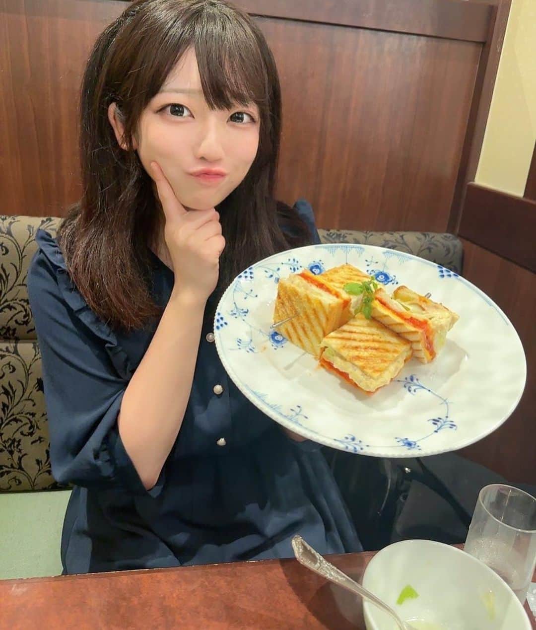 池田杏菜のインスタグラム：「🍞🥗  米派だし麺派だしパン派です  🥗🍞」