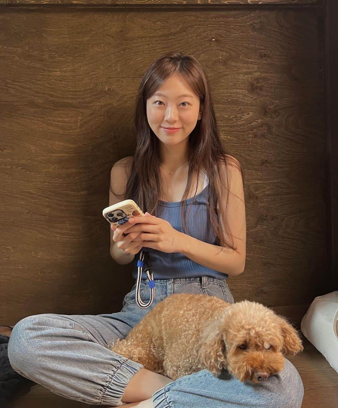 郭珉整さんのインスタグラム写真 - (郭珉整Instagram)「여름이와 함께하는 신나는 쥬말 🤎🐶🐶🥳」8月27日 12時46分 - minjeong_kwak94