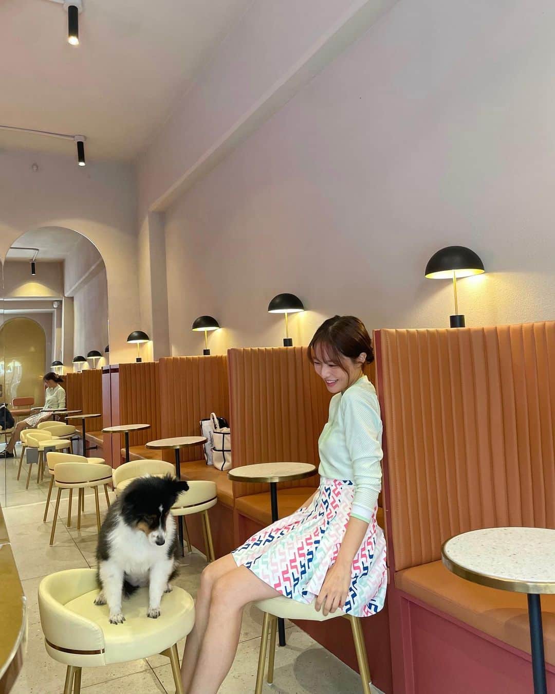 ぺ・ユンギョンのインスタグラム：「🩷🩵🤍」