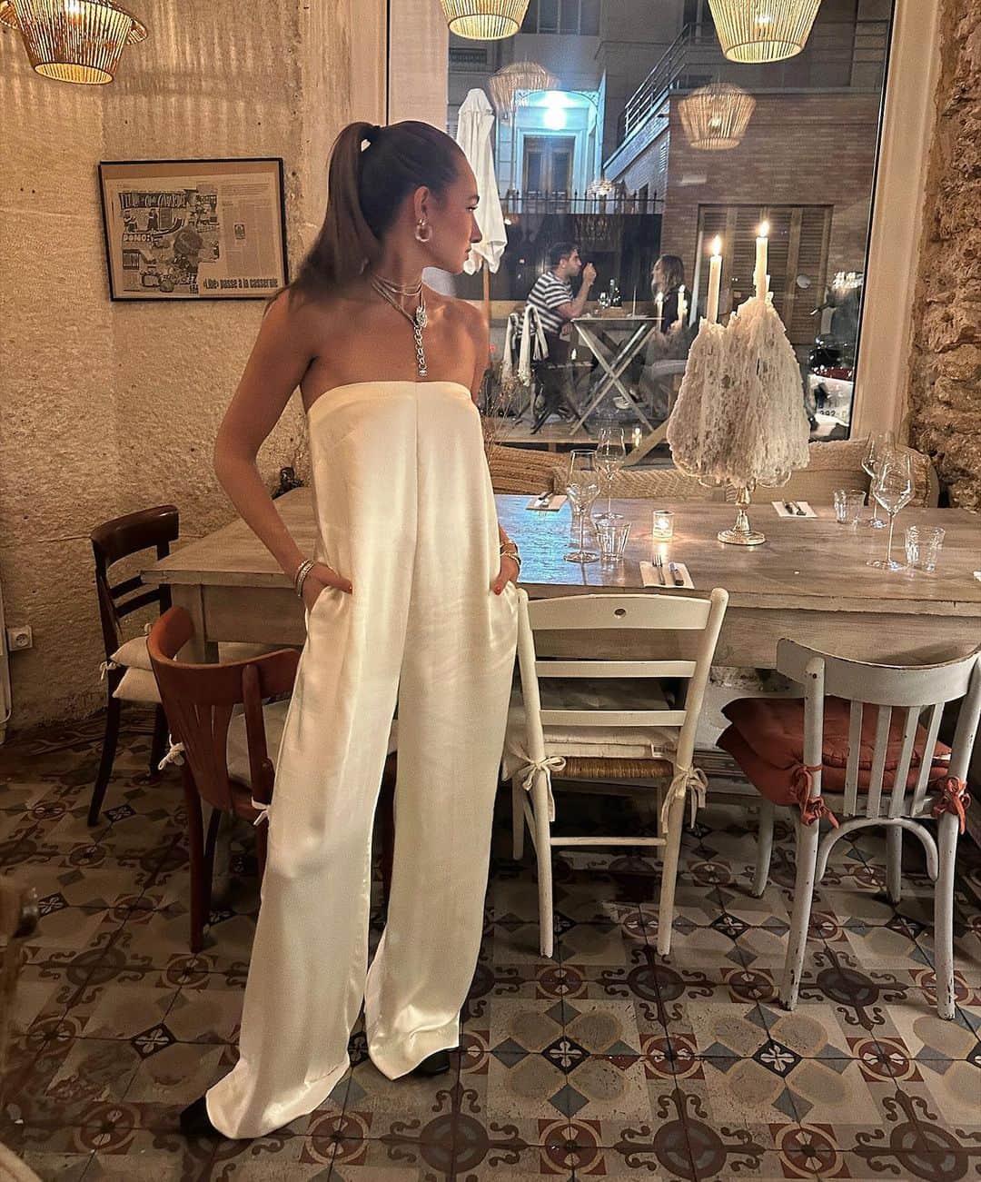 We Wore Whatのインスタグラム：「bonne nuit et au revoir 🕯️」