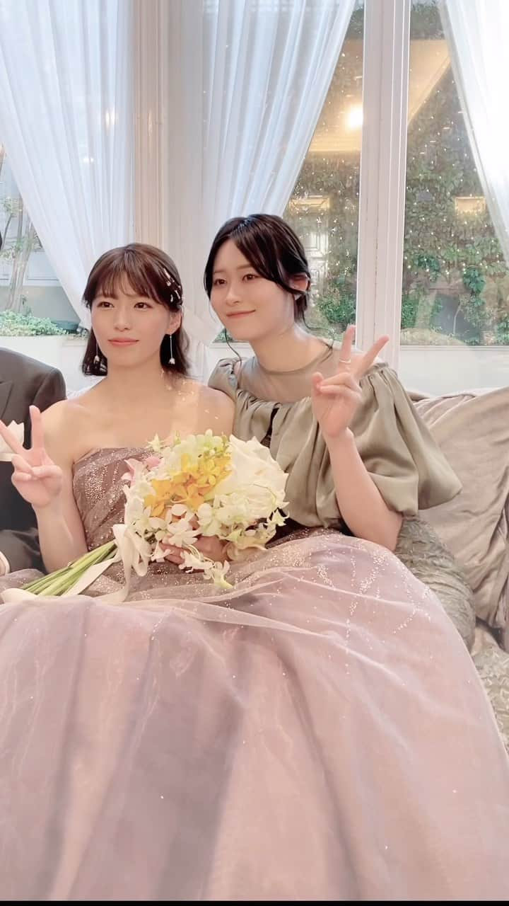 彩雪のインスタグラム：「今日は大好きな妹の結婚式でした とっても綺麗な時間と空間で本当に幸せだった そして妹のドレス姿が美しすぎた  dress#leja (@leja__official )  #wedding#weddingphotography #japanesewedding  #カラードレス #ウェディングドレス  #ウェディング」