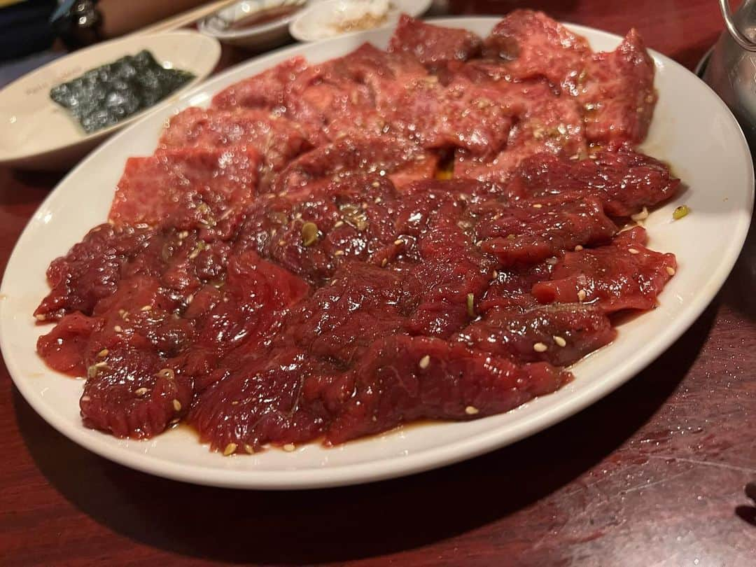 黒咲ななさんのインスタグラム写真 - (黒咲ななInstagram)「. . ルールがある焼肉屋さん 初めて行った~~🥩✨️ . 上タンがめちゃうまでした🩵😭 . 豚足食べれたの嬉しすぎる🤍 . リピ確定😍😍😍😍 . . #中野#中野グルメ#中野焼肉 #中野ディナー#焼肉#中野板門店 #板門店」8月27日 23時16分 - kurosaki_nana