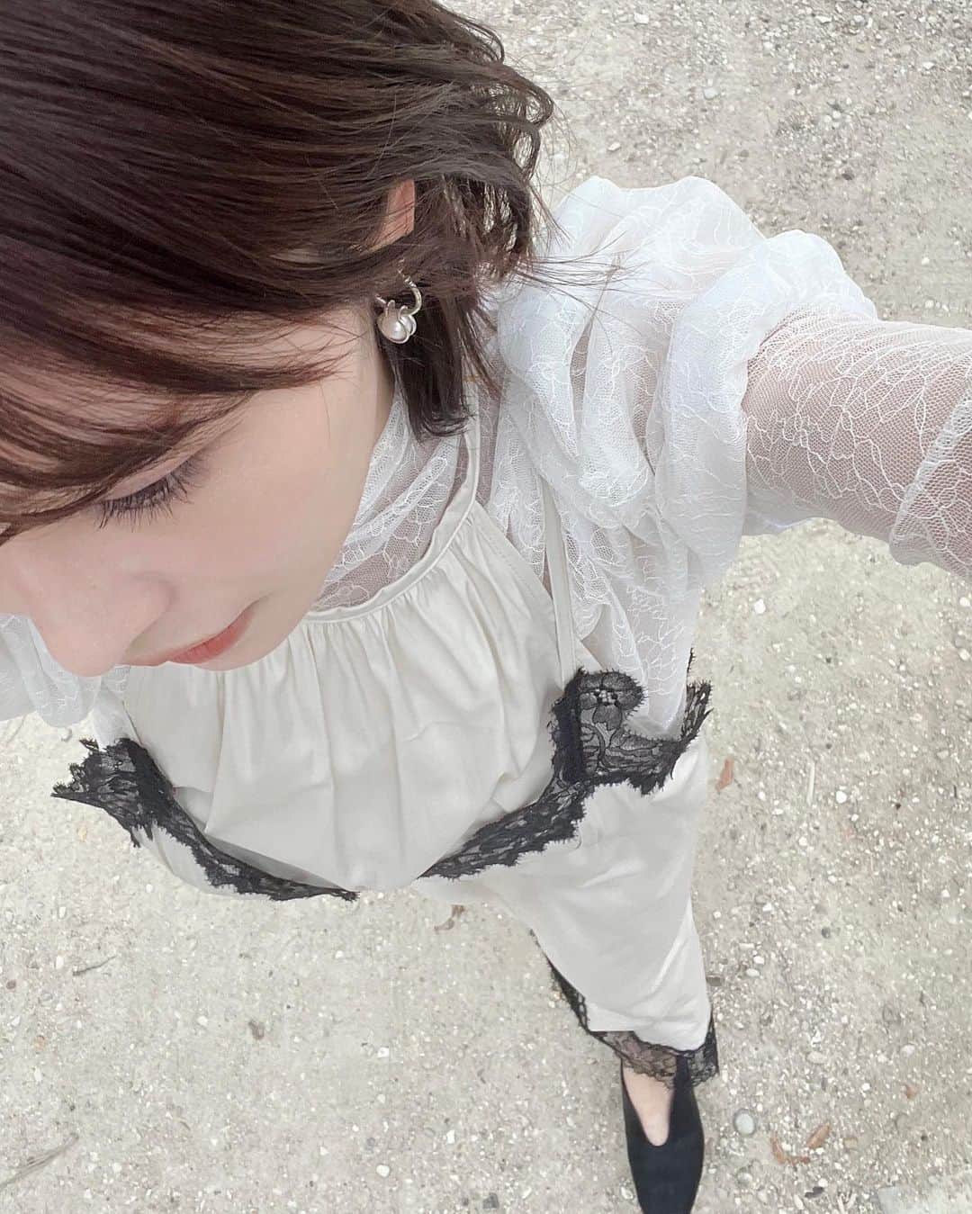 のインスタグラム：「私服 @fetico_official  @litmuslitmuslitmus  @mamekurogouchi」