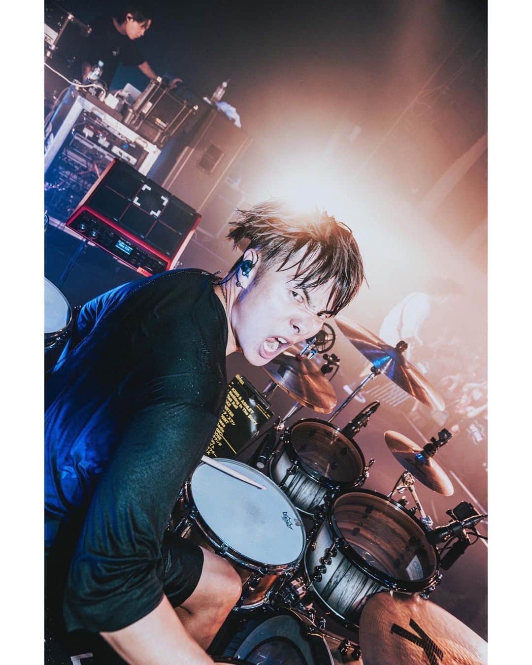 MY FIRST STORYさんのインスタグラム写真 - (MY FIRST STORYInstagram)「47都道府県ツアー MY FIRST STORY -THE TWO-  35/47  Thank You!! 広島・BLUE LIVE 広島!!  Photos by @nekoze_photo   ※写真の無断転載、転用禁止  #MFS47都道府県」8月27日 15時41分 - myfirststoryofficial