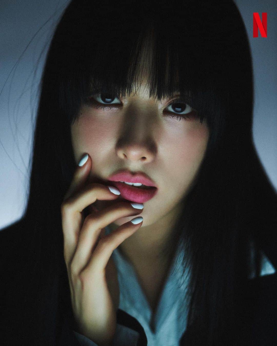 ナナ さんのインスタグラム写真 - (ナナ Instagram)「🩶 #모미 #maskgirl #netflix」8月27日 15時52分 - jin_a_nana