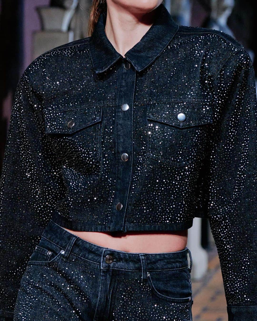 のインスタグラム：「Nadja in full sparkle on our AW23 catwalk. Look online now 🪩」