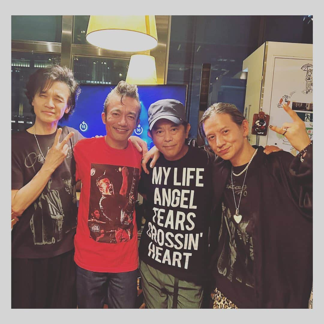 海原ともこさんのインスタグラム写真 - (海原ともこInstagram)「男闘呼組  最後までかっこいい4人組でした  いつまでも、こんな素敵な関係でいてください  お疲れ様でした」8月27日 16時32分 - tomocolovesmile