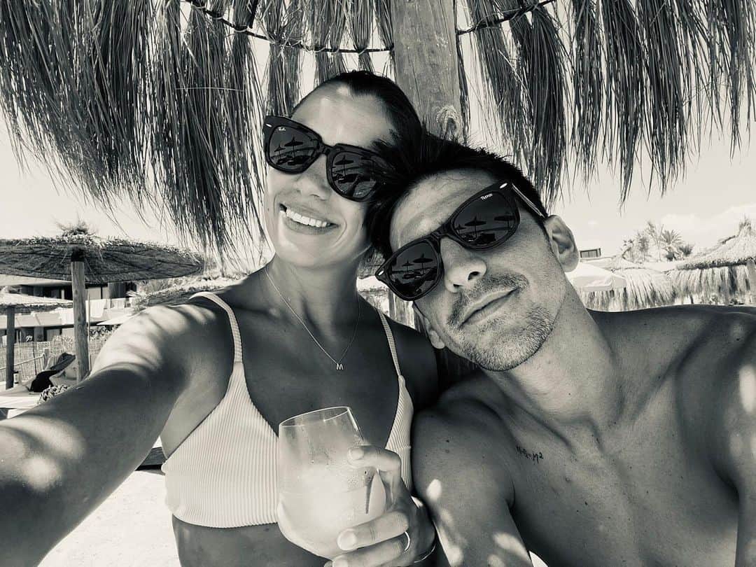 ジェラール・モレノのインスタグラム：「Feliz 31 cumpleaños amore❤️」