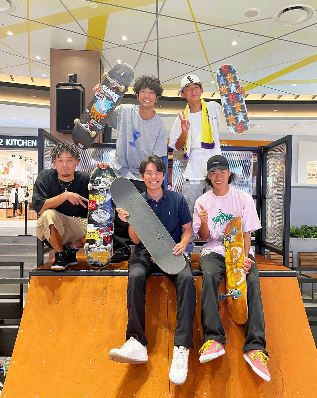 のインスタグラム：「『アーバンスポーツジャンボリー presented by たこ焼道楽わなか』全イベントが終了しました！🐙✨  皆さんとの出会いに大感謝の2日間でした🙇  アーバンスポーツのことを深く知ることもできましたし、夏休みのお子さんたちには最高の思い出になったかなと思います！  ぜひこれをきっかけにアーバンスポーツにチャレンジしてほしいですね☺️  関わっていただいた皆さんありがとうございました！！  1枚目:スケートボードライダーの皆さん  2枚目:ダブルダッチチーム『マイケル』の皆さん  3枚目:ストリートダンスチーム『HEROS』の皆さん」