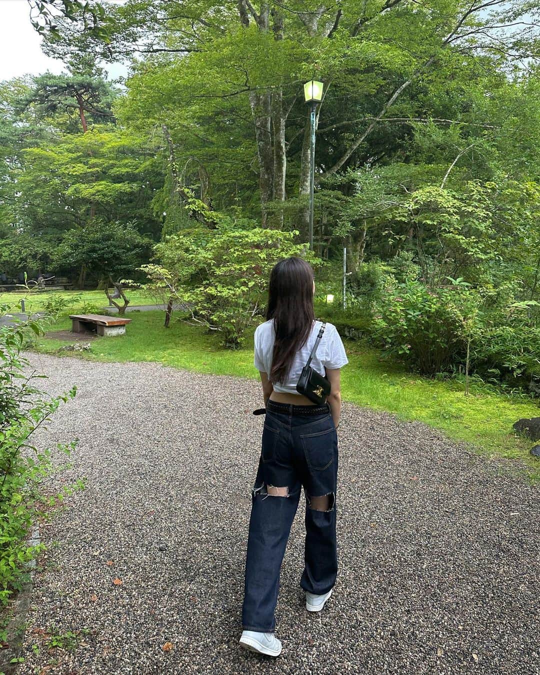 麻生果恩さんのインスタグラム写真 - (麻生果恩Instagram)「📍栃木県にお邪魔してきました.  初めて行った場所だったんだけど、 空気が美味しくて緑がいっぱいでたくさんリフレッシュできた🌙  歴史も感じられて、本当にすごく素敵な場所🌳♡  絶対また行きたい🇯🇵」8月27日 18時33分 - aso.kaon