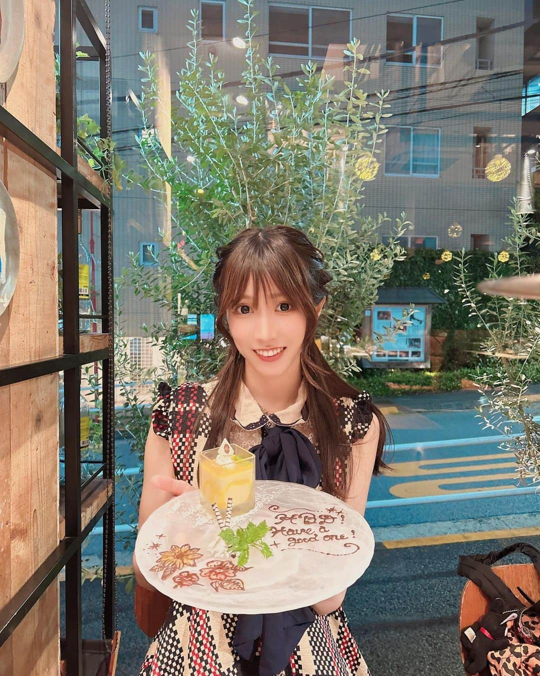 小鳥遊七星のインスタグラム：「昨日バースデーガールだった人です。🎂  主催&ワンマンLIVEありがとうございました！！！」