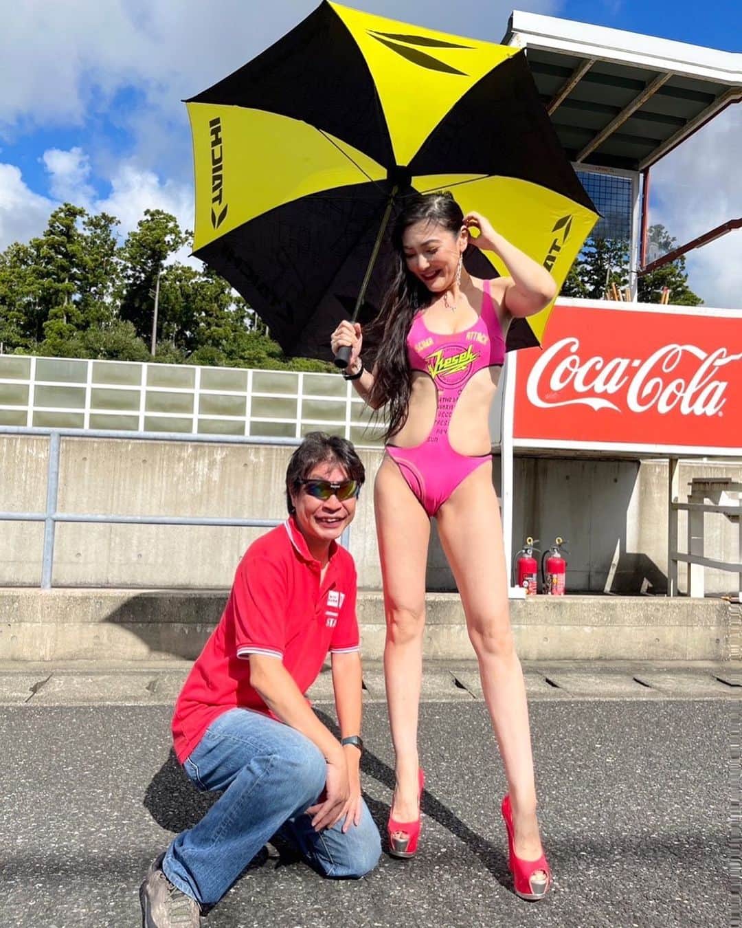 福山理子さんのインスタグラム写真 - (福山理子Instagram)「男の人が脚元にいるのが あたしのフェチです  #レン耐！ #fetish #性癖 #ハイレグ #レオタード」8月27日 19時21分 - rikofukuyama