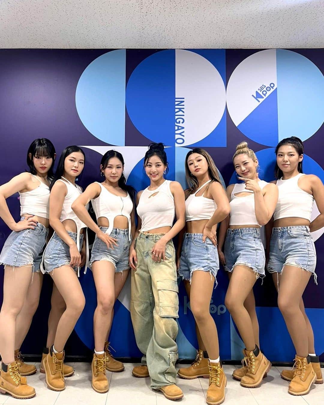 TWICEのインスタグラム：「#KillinMeGood 인기가요 막방 완료 📸 지효의 ZONE에서 보낸 시간들 어떠셨나요? 🍭 우리 함께해 비로소 완성된 ZYO's ZONE 🎁  원스의 사랑이 있는 한 Killin' Me Good은 계속됩니다 💫 지효의 뜨거웠던 여름날을 응원해 준 원스 여러분 고맙습니다 🧡   The final stage of #KillinMeGood on Inkigayo has been successfully done 📸 Did you all enjoy the time spent in JIHYO’s ZONE? 🍭 We all came together and completed ZYO’s ZONE 🎁 Killin’ Me Good will continue as long as there’s ONCE’s love 💫 Thanks to all the ONCE who supported JIHYO during this hot yet memorable summer 🧡  🔥Listen "Killin' Me Good" jihyo.lnk.to/ZONE  #TWICE #트와이스 #JIHYO #ZONE」