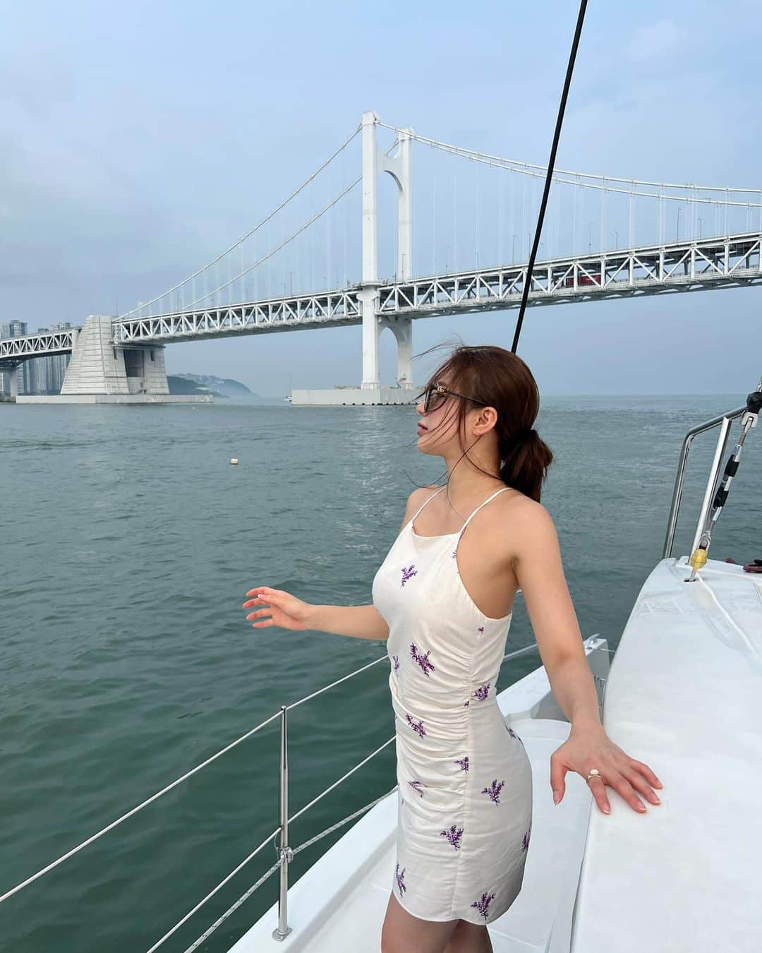 新海まきさんのインスタグラム写真 - (新海まきInstagram)「🛥️ #yacht #부산 #부산여행 #釜山旅行」8月27日 19時28分 - shinkai_maki