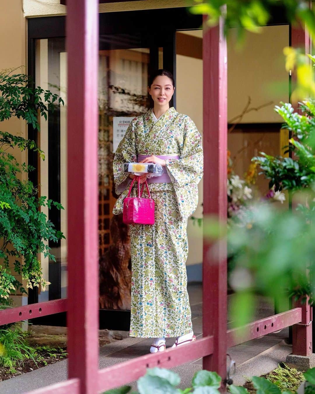 川原亜矢子のインスタグラム：「晩夏　 #鰻 #埼玉 #ふじみ野市 #着物 #日常着物」