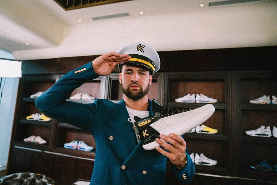 クレイ・トンプソンさんのインスタグラム写真 - (クレイ・トンプソンInstagram)「Captain Klay at your service #KT9」8月27日 20時32分 - klaythompson